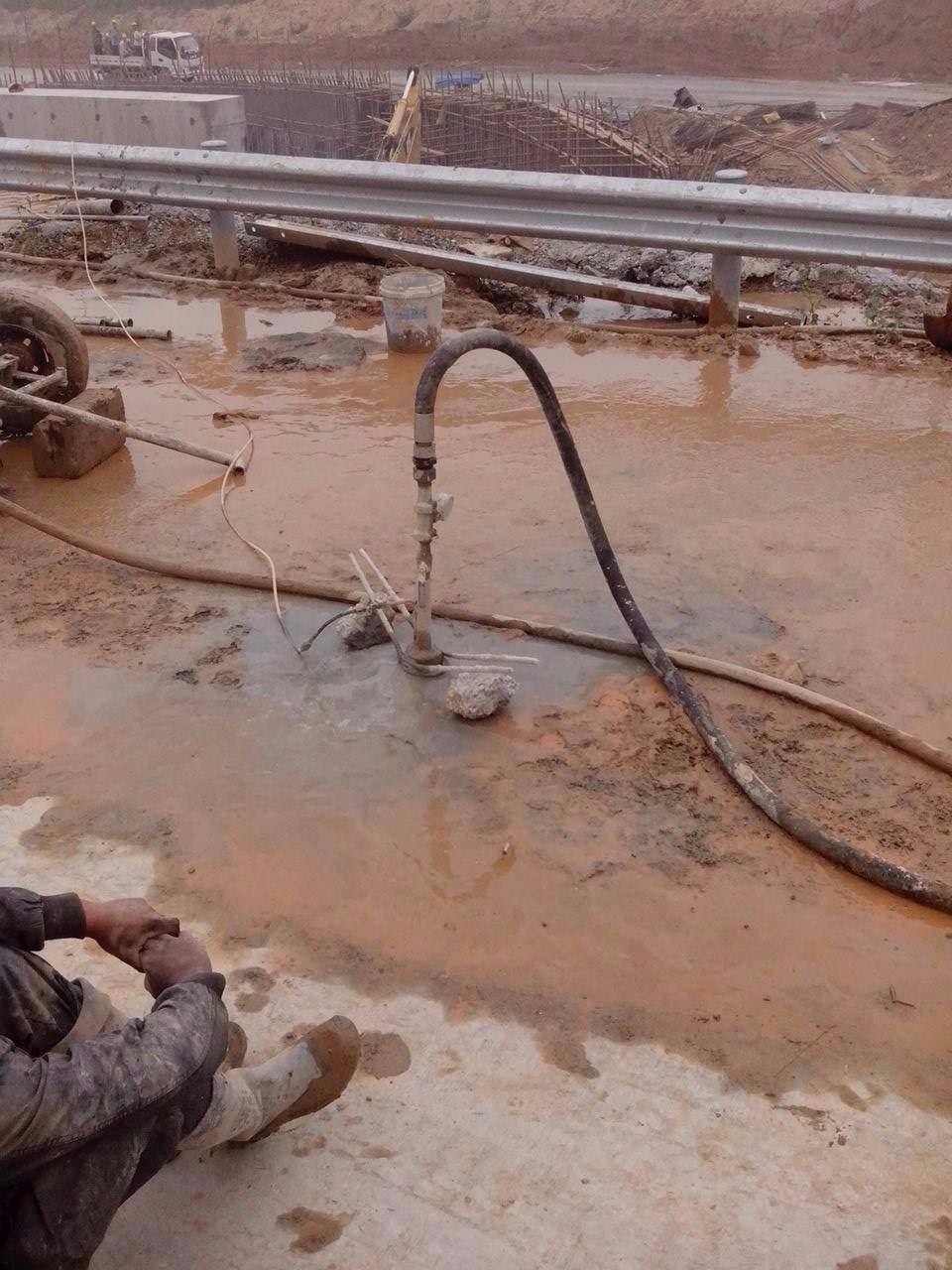 法库路基压密注浆